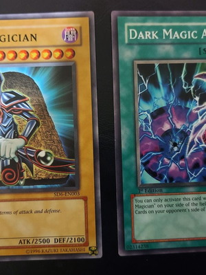 Yu-Gi-Oh! συλλεκτικές κάρτες Dark Magician, Dark Magic Attack, Paladin of White Dragon και άλλες καινούργιες