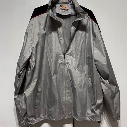 Men's gray windbreaker jacket with black stripes like new