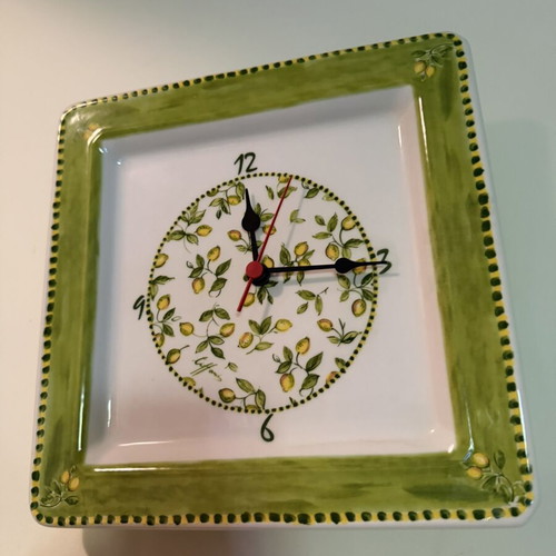 Amalfi Coast Ceramic Wall Clock like new, analog