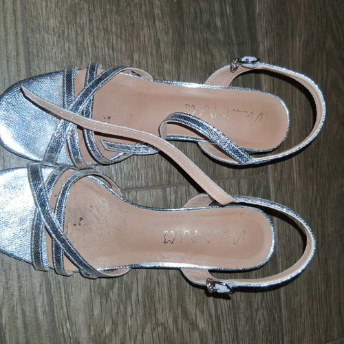 Silver Envie Shoes sandals size 38 like new