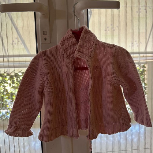Mexx cardigan unused for girl 6-12 months with knitted design