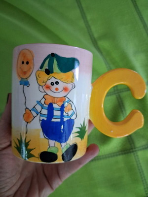 Children's ceramic mug like new