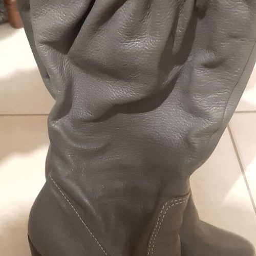 Highhills Zara tall boots size 39 used, genuine leather gray