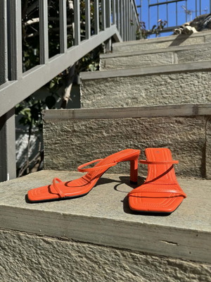 Zara orange strappy sandals like new, 5 cm heel