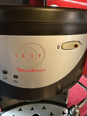 Espresso coffee machine Izzy Moulinex like new