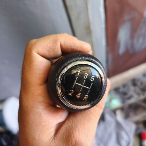 Car gear lever like new