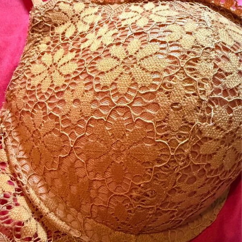 Bra 75C like new, mustard lace with padding and underwire