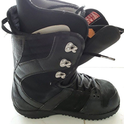 Mountaineering shoes used size 44 black athletic