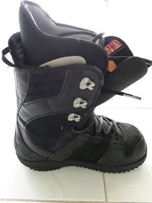 Mountaineering shoes used size 44 black athletic