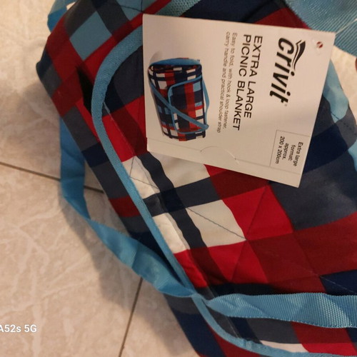 Crivit Picnic Blanket XXL new with thermal insulating bottom