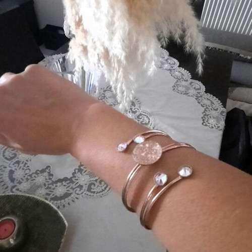 Don Joyelli jewelry set in rose gold tone, like new