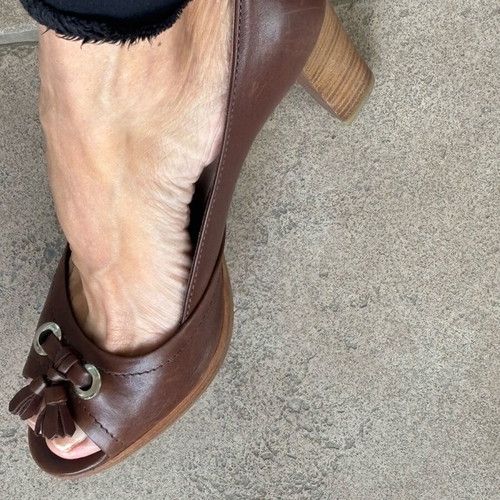 Kalogiou brown pumps like new, size 39.5