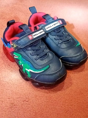 Bull Boys boys shoes used, size 28, blue and red