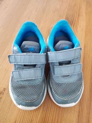 Adidas sneakers μεταχειρισμένα, νούμερο 25, δίχτυ αεριζόμενο