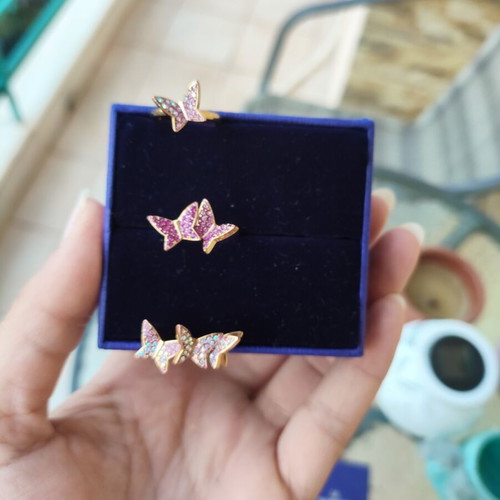 Swarovski ring set of 3 like new, size 52 with box