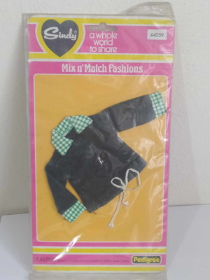 Sindy Pedigree Mix n Match Fashions green jacket new, late 70s