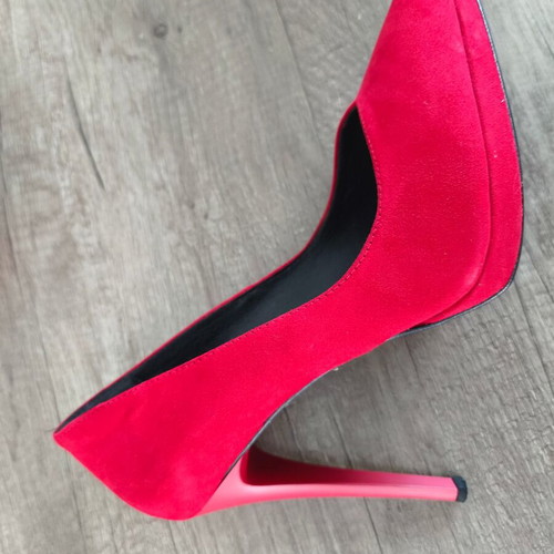 Lynne red pumps like new, size 37, 12cm heel