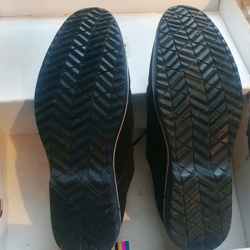 Men's castor shoe size 40 like new, black