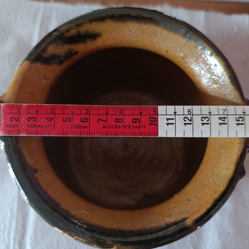 Traditional clay pot with two handles, 17cm height