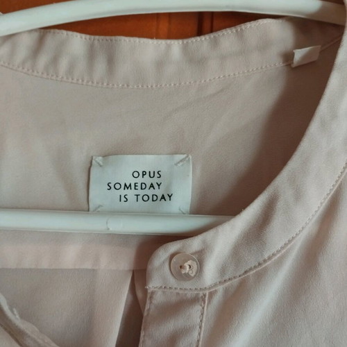 Shirt airy with buttons in soft pink, like new, size L