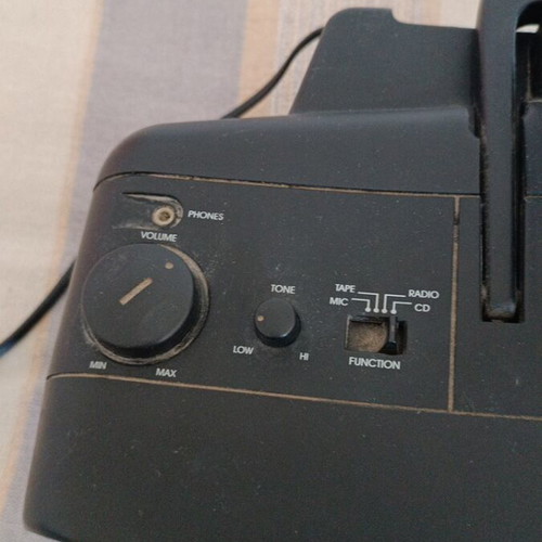 Radio cassette player CD used with battery operation and CD door issue