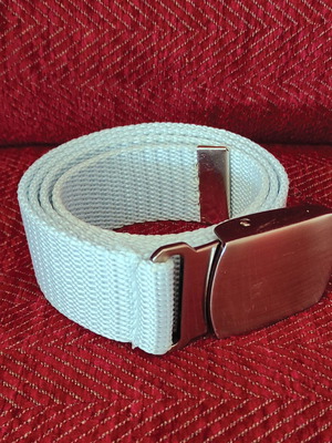 Blue knitted belt like new with silver buckle 105 cm