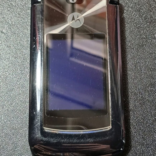 Motorola Razr V9 μεταχειρισμένο, πλήρως λειτουργικό, χρειάζεται μπαταρία