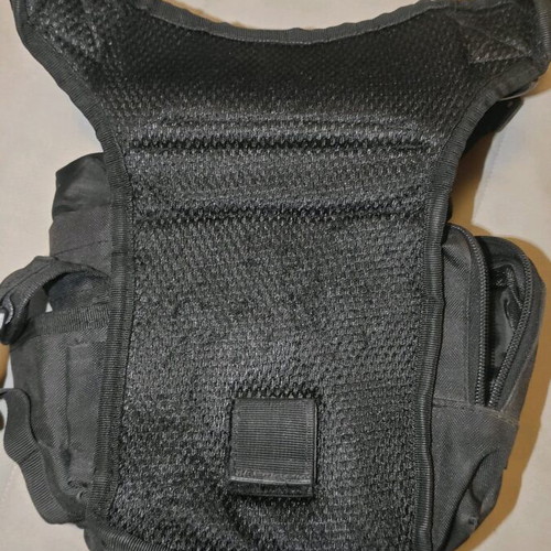 Thigh bag used with multiple compartments and phone pocket