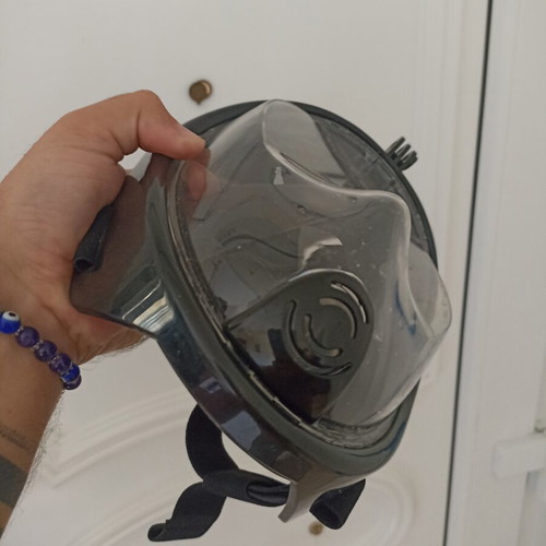 Full face mask, black, lightly used