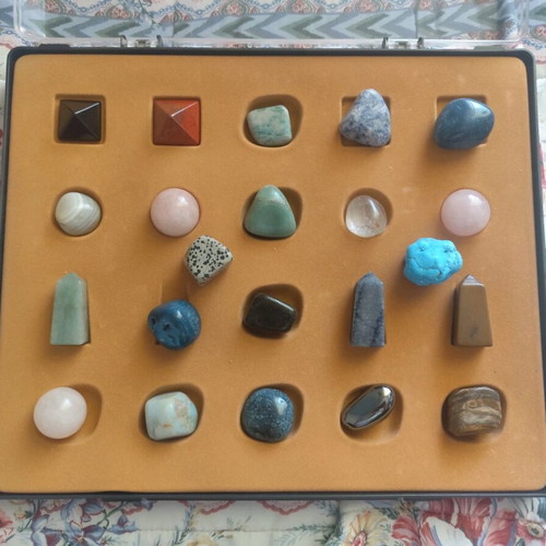 Deagostini Stones and Crystals Case used
