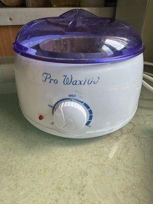 Θερμαντήρας κεριού Pro-Wax 100 μεταχειρισμένος για αποτρίχωση με αξεσουάρ