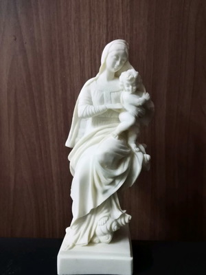 Religious statues used, pack of 5 pieces