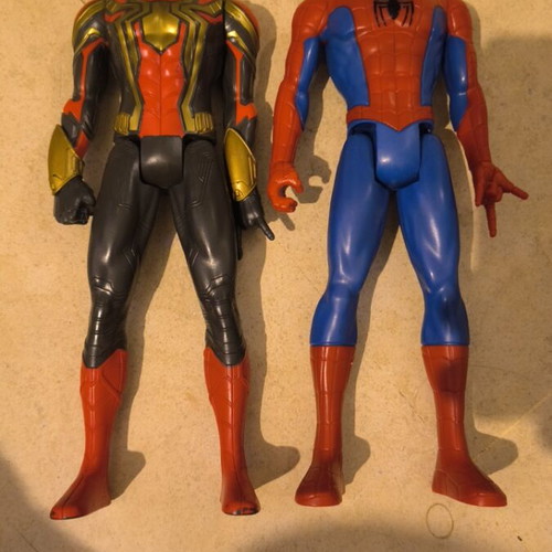 Spiderman figures, set of 2