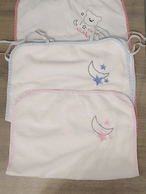 Baby waterproof changing mats set of 3 like new