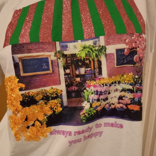 Stradivarius T-shirt S oversized white with colorful design and sequins new