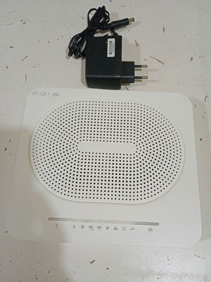 Technicolor TG789vac V2 Router like new, VDSL2 Ethernet