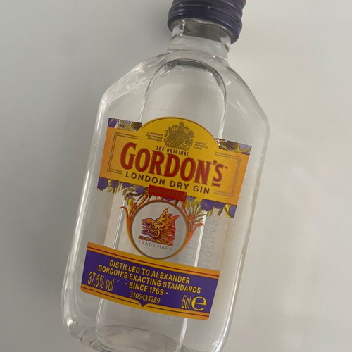 Gordon's London Dry Gin 37.5% 50ml new