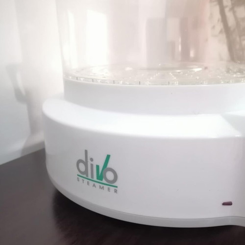 Divo Steamer steamer like new with three transparent tiers