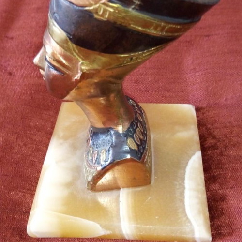 Nefertiti figure in marble and bronze new