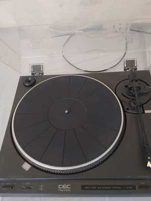 Vintage Hi-Fi System Proton 520 amplifier, Mission 700 speakers & C.E.C. ST520 turntable used