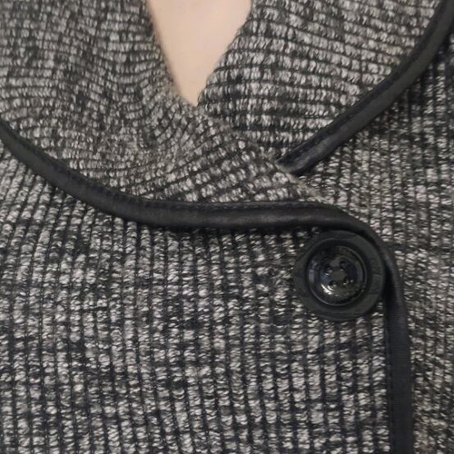 Women's cape coat jacket one size, black and gray