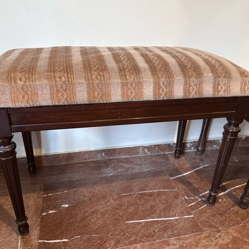 Vintage dark wood living room set like new
