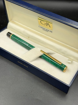 Caran d'Ache pen like new with box and papers