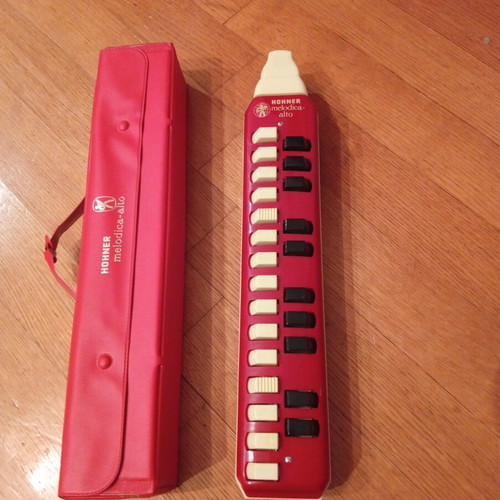 Melodica Hohner Alto Vintage New Old Stock Red Colour