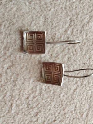 Silver 925 earrings with meander design and light gold plating new