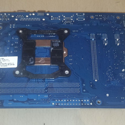 Motherboard 1155 Gigabyte GA-H61M-DS2 with CPU i3-2400 and 8GB RAM like new