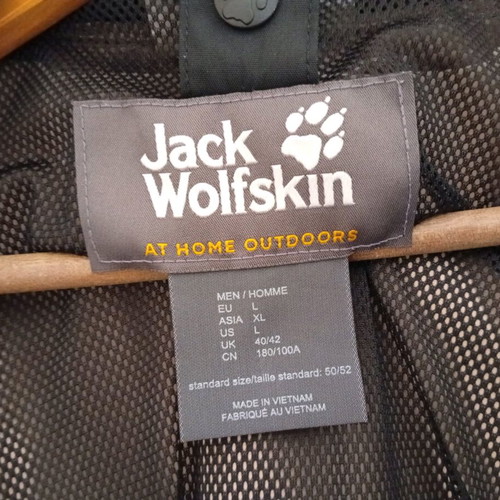 Jack Wolfskin jacket like new, waterproof Texapore, size L