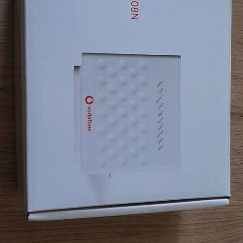 Vodafone ZTE ZXHN H108N like new