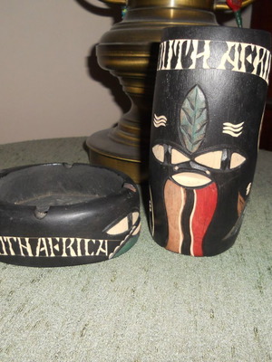 Έθνικ σετ μεταχειρισμένο από τη Νότια Αφρική, ξύλινο σκαλιστό