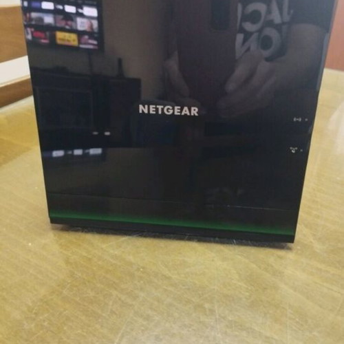 Netgear D6100 dual-band Wi-Fi router 24 Mbps